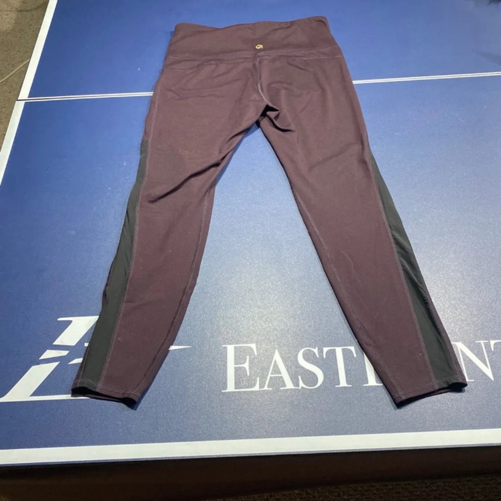 Purple mid-rise leggings